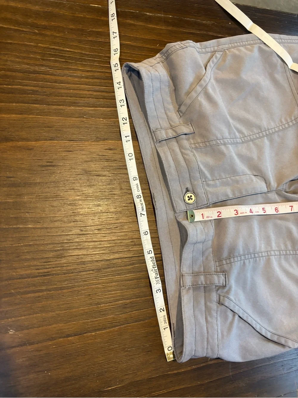 Columbia Womens Light Gray Cropped Cargo Pants Size 8